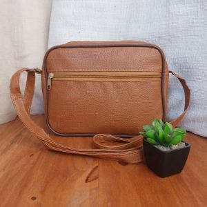 Bandolera lisa con bolsillo